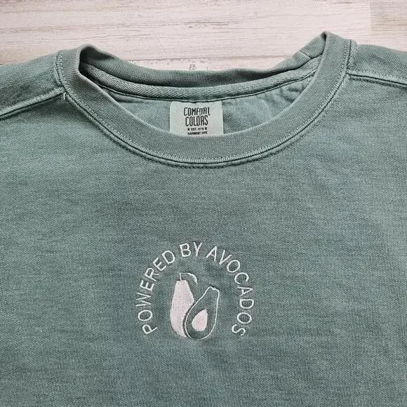 Powered By Avocados Green Crewneck Comfort Colors Sweatshirt Size Adult LG - Picture 2 of 5